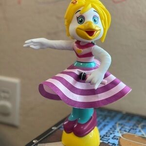 Halen henny Beautiful singing figure for kids
